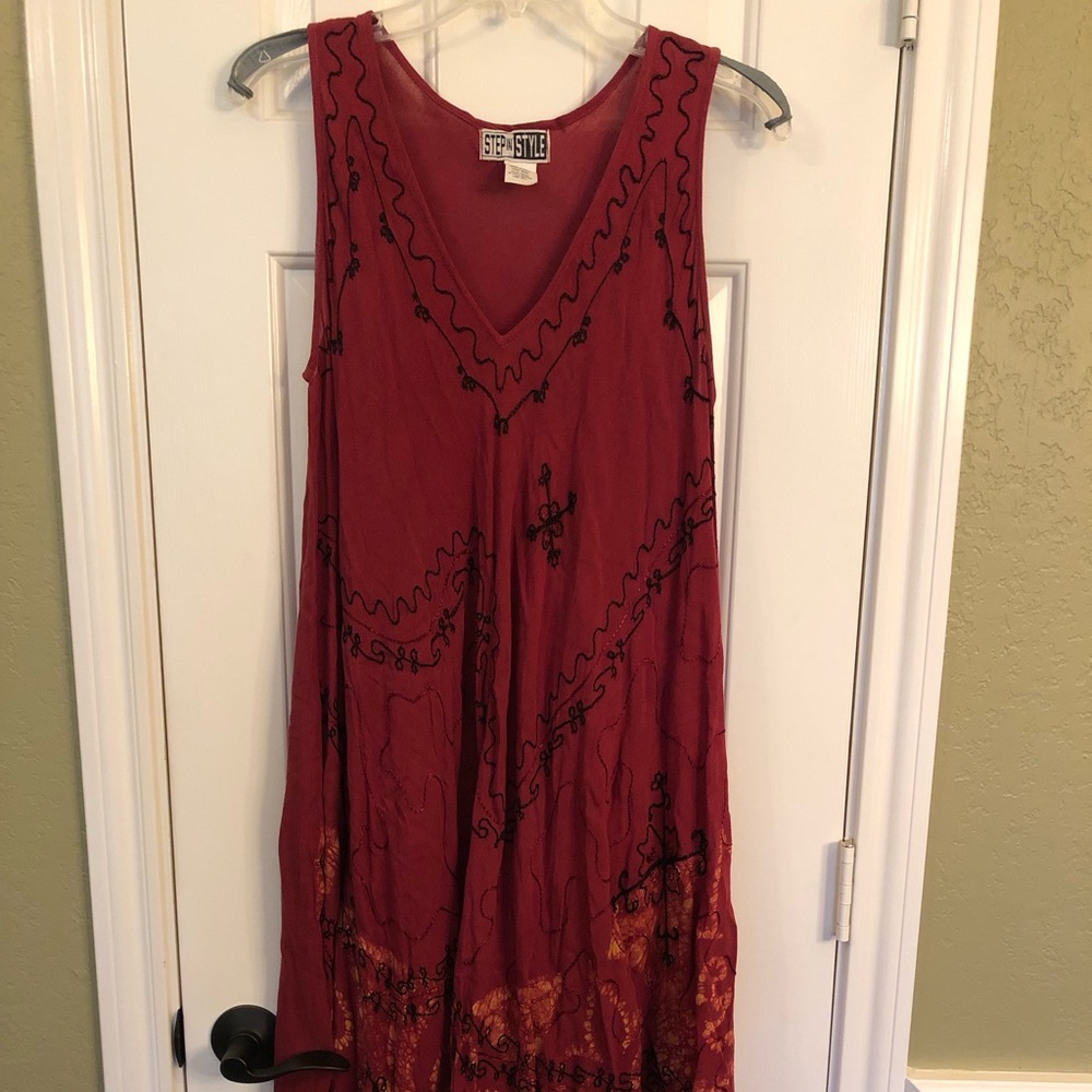 Midi embroidered Casual dress